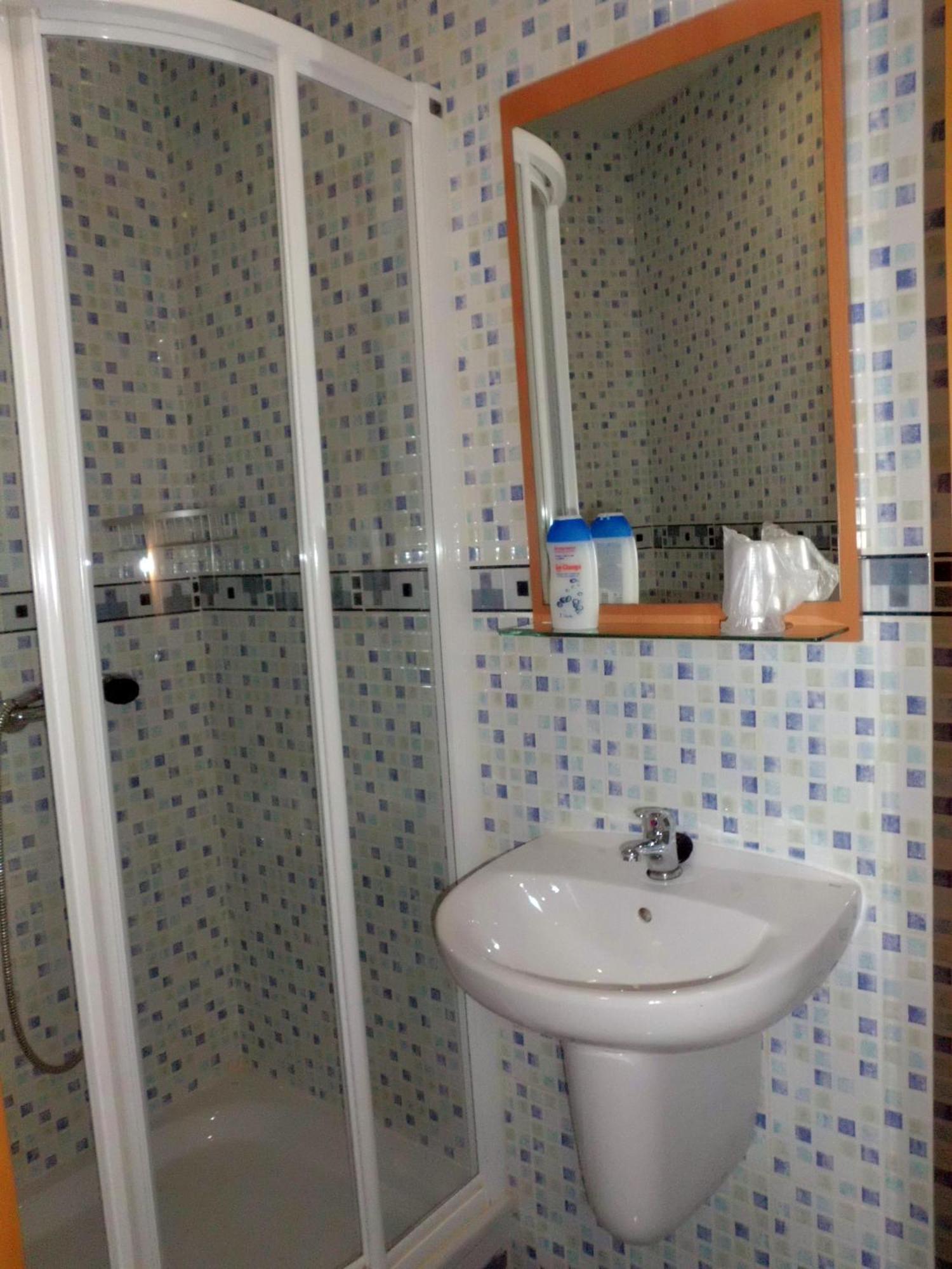 Hostal Abastos Valência Exterior foto